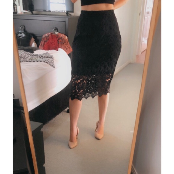 Girls On Film Dresses & Skirts - GIRLS ON FILM, Women’s Black Embroided Pencil Skirt, Size 8/S, Midi, Lace Detail